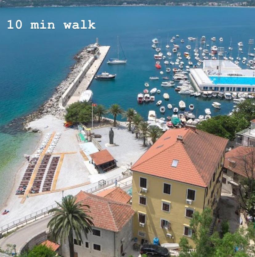 Napjacu With Own Parking And Garden Daire Herceg Novi Dış mekan fotoğraf